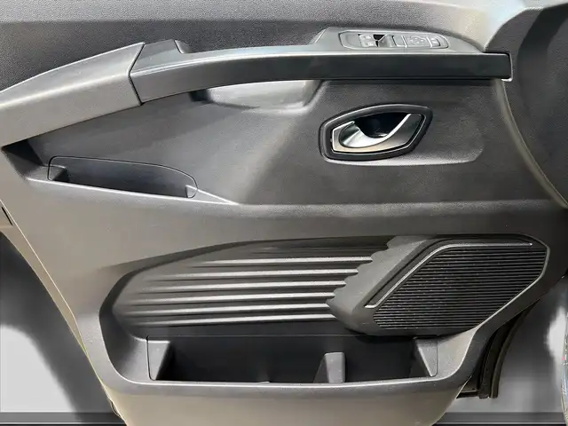 Renault Trafic view 14