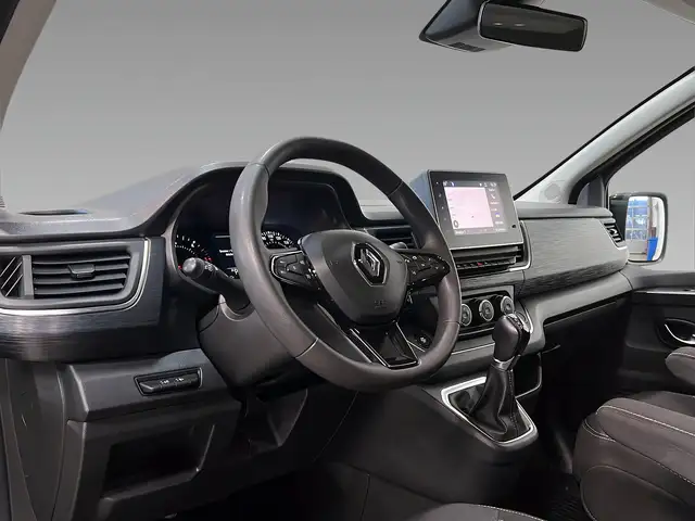 Renault Trafic view 11