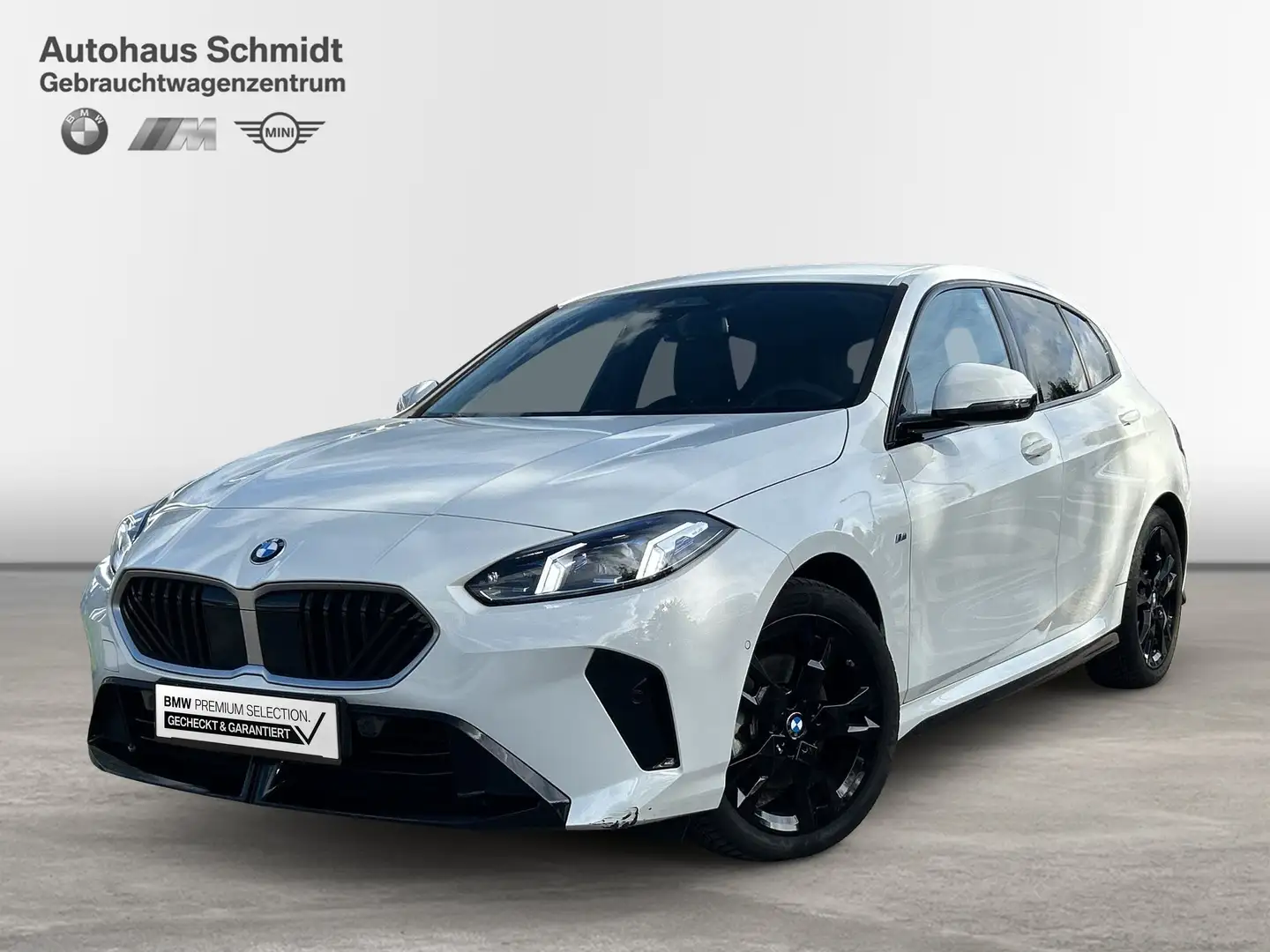 BMW 118 d Hatch 372€ netto/mtl.*M Sportpaket*Navi*AHK*DAB* Wit - 1