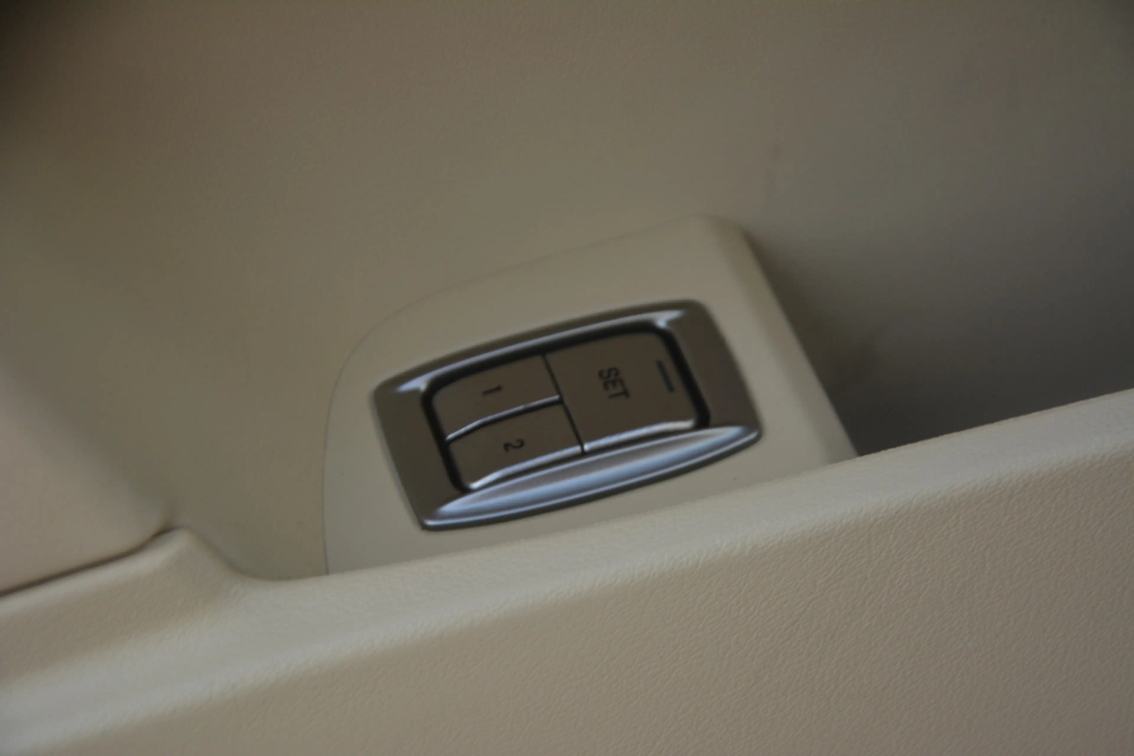 Jaguar XF 4.2 V8 Premium Luxury | Navigatie | Camera | Keyle — photo 22