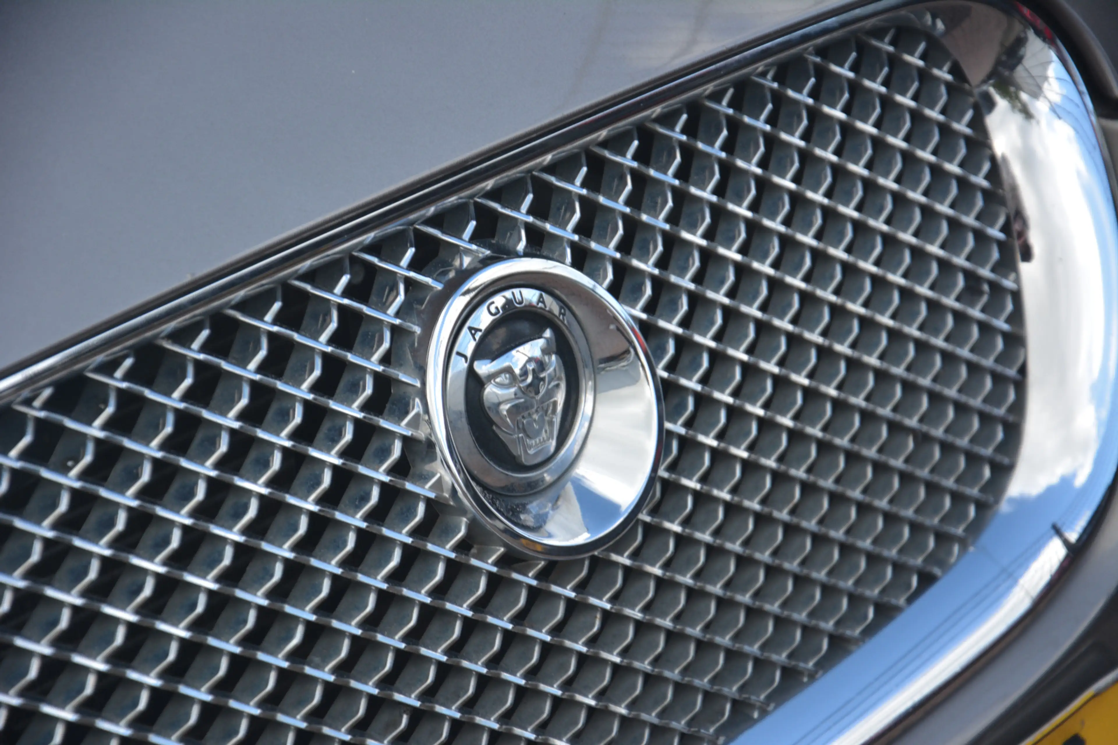 Jaguar XF 4.2 V8 Premium Luxury | Navigatie | Camera | Keyle — photo 5