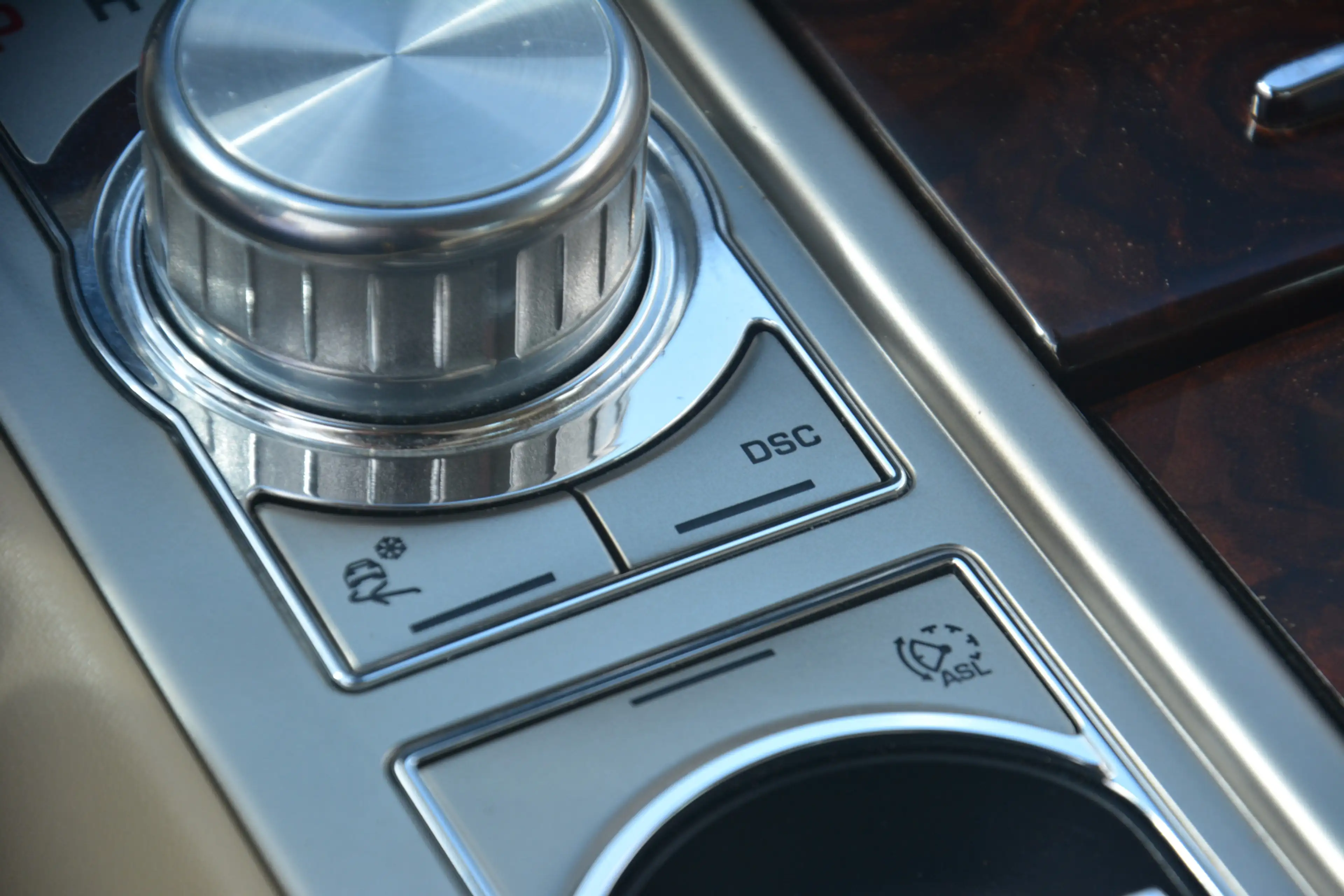Jaguar XF 4.2 V8 Premium Luxury | Navigatie | Camera | Keyle — photo 24