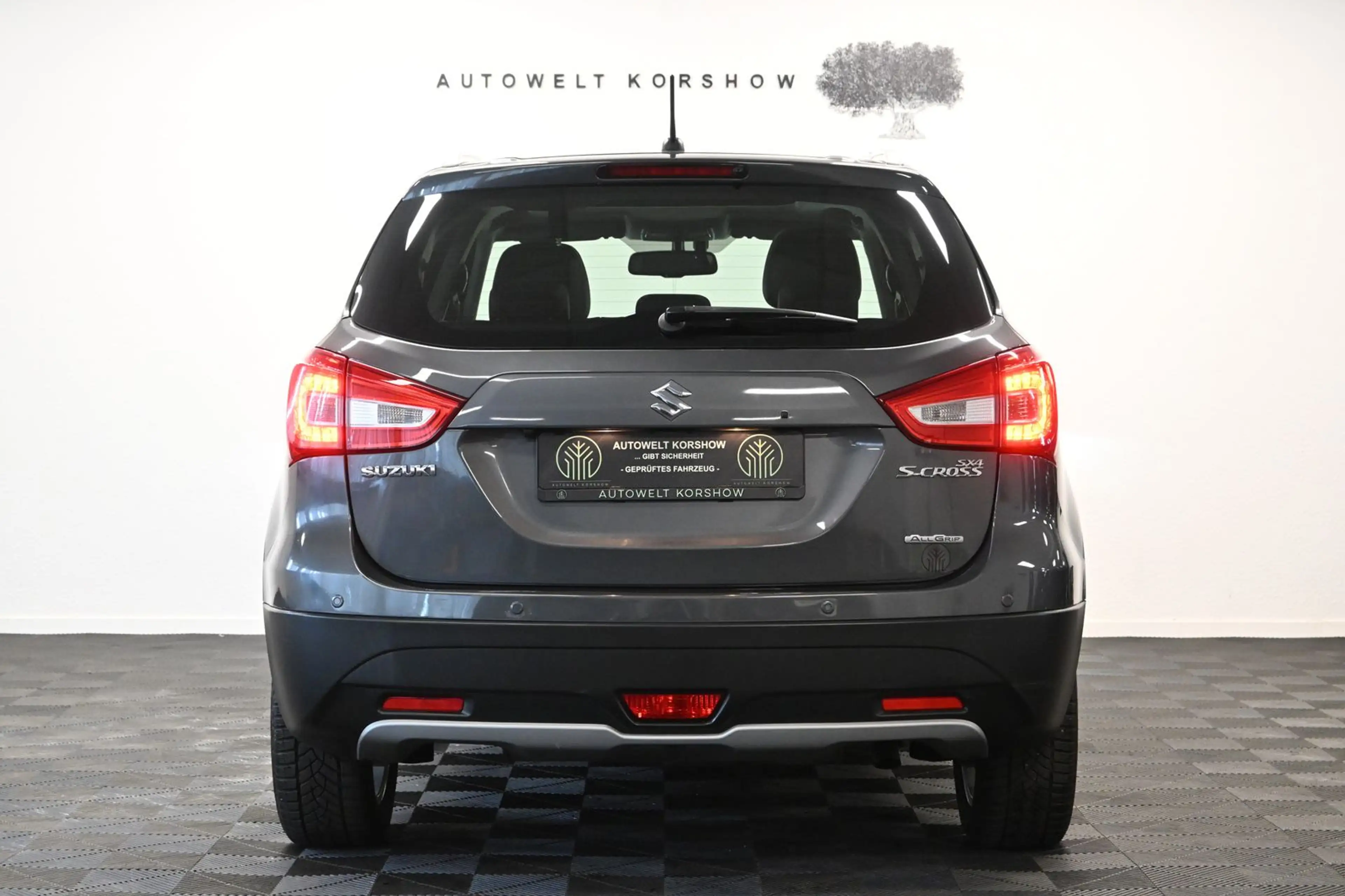 Suzuki SX4 S-Cross Club *KAMERA*LED*CARPLAY*SHZ*NAVI — photo 6