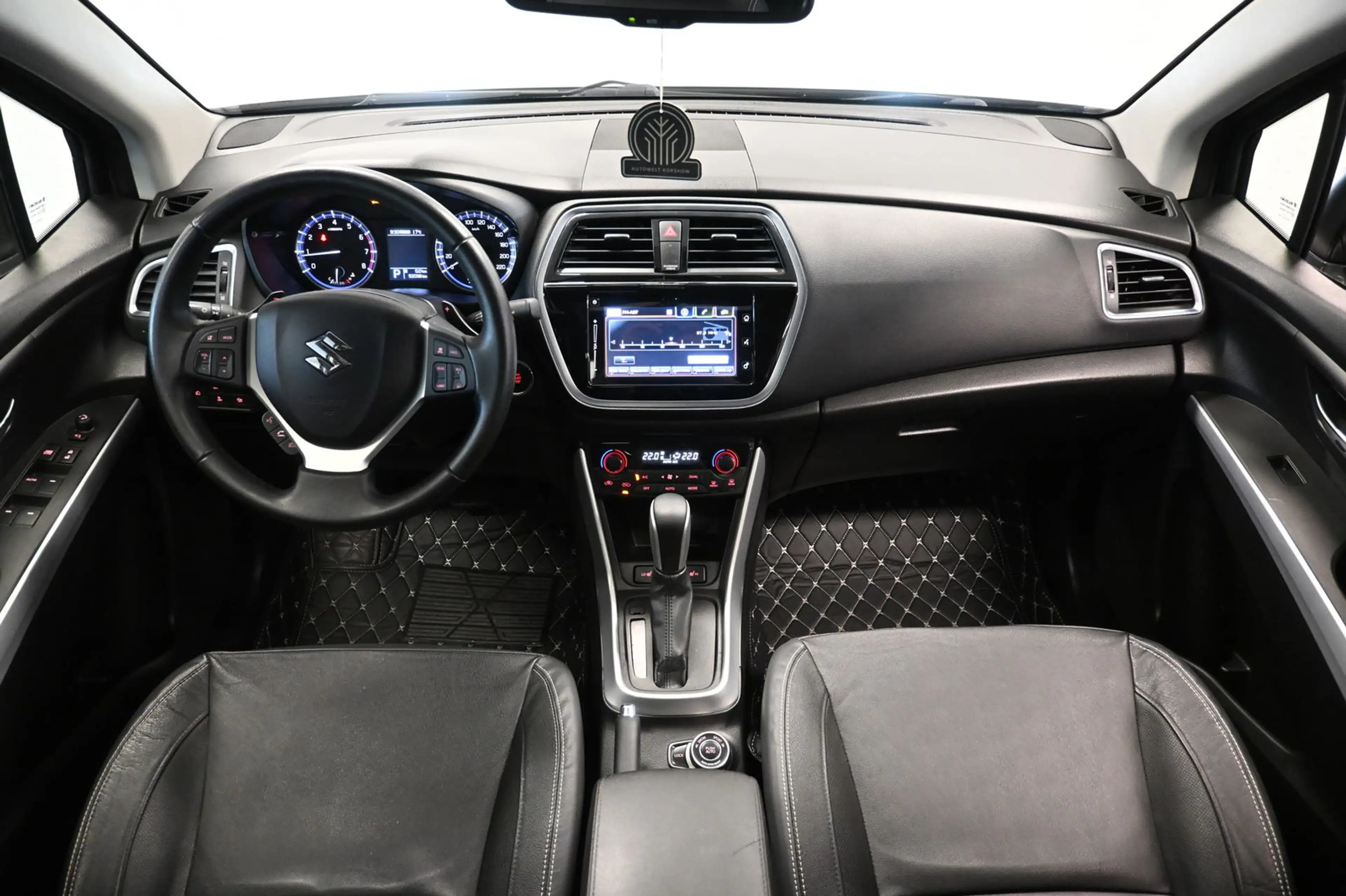 Suzuki SX4 S-Cross Club *KAMERA*LED*CARPLAY*SHZ*NAVI — photo 12