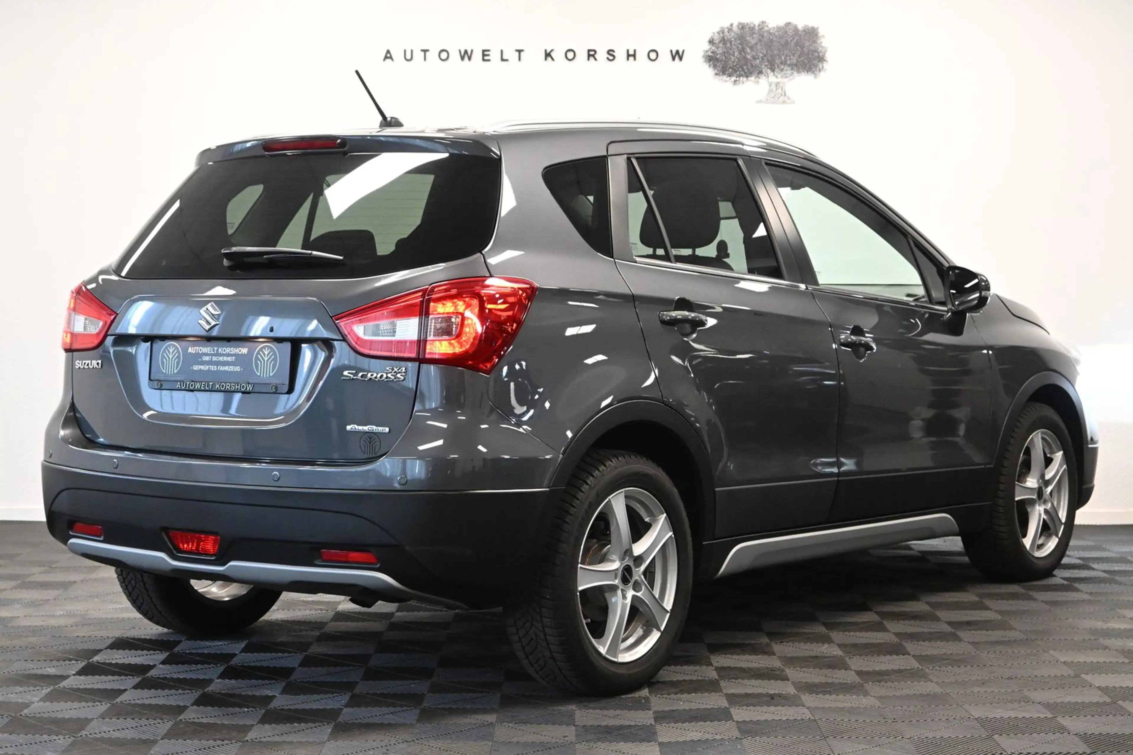 Suzuki SX4 S-Cross Club *KAMERA*LED*CARPLAY*SHZ*NAVI — photo 9