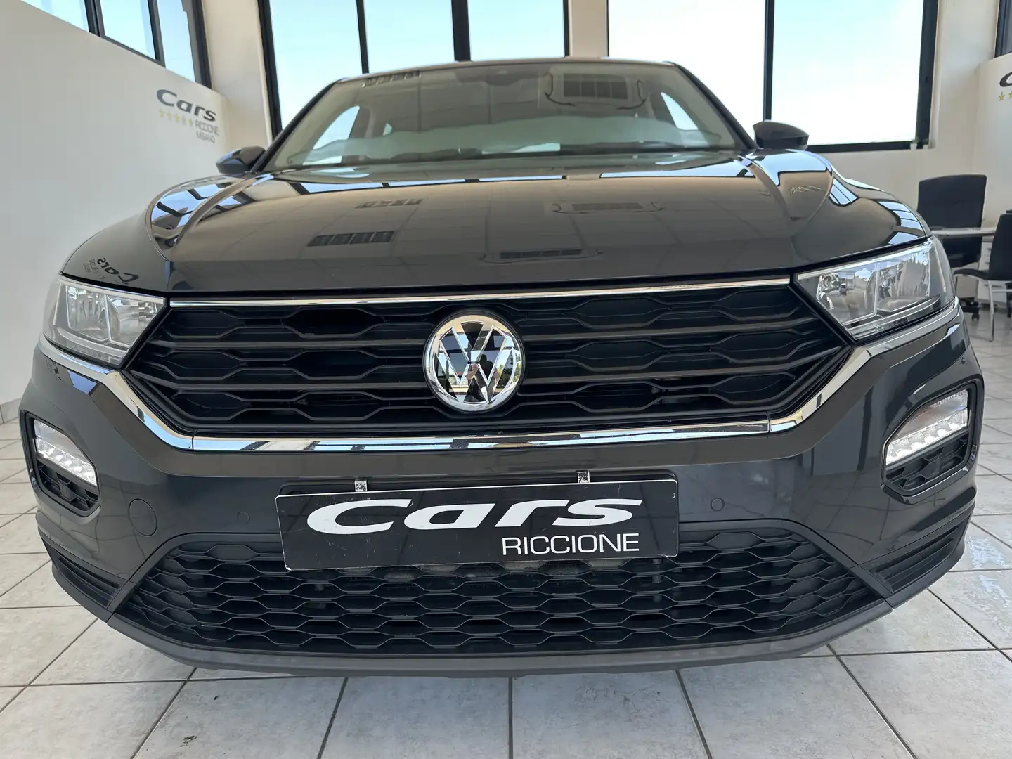 Volkswagen T-Roc 1.6 TDI KM46.329 Negro - 2
