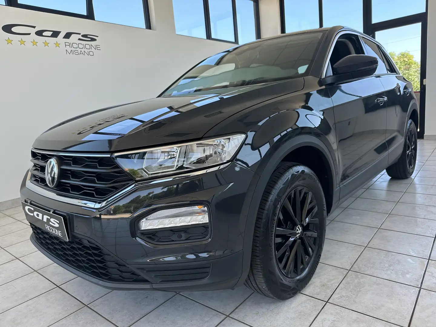Volkswagen T-Roc 1.6 TDI KM46.329 Negro - 1