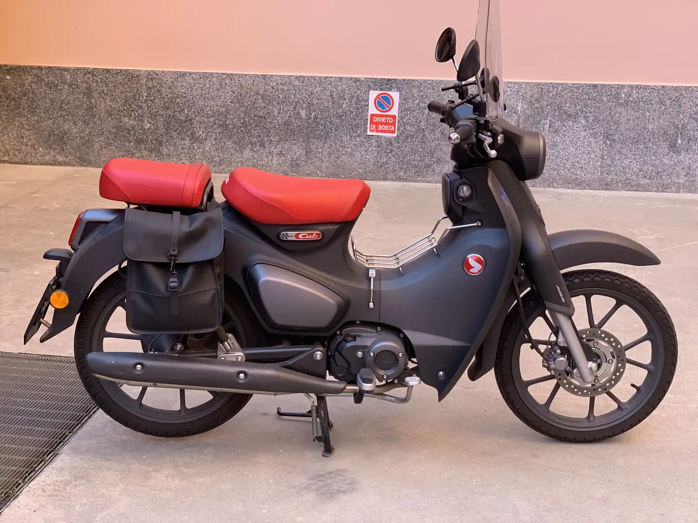 Honda Super Cub - 1