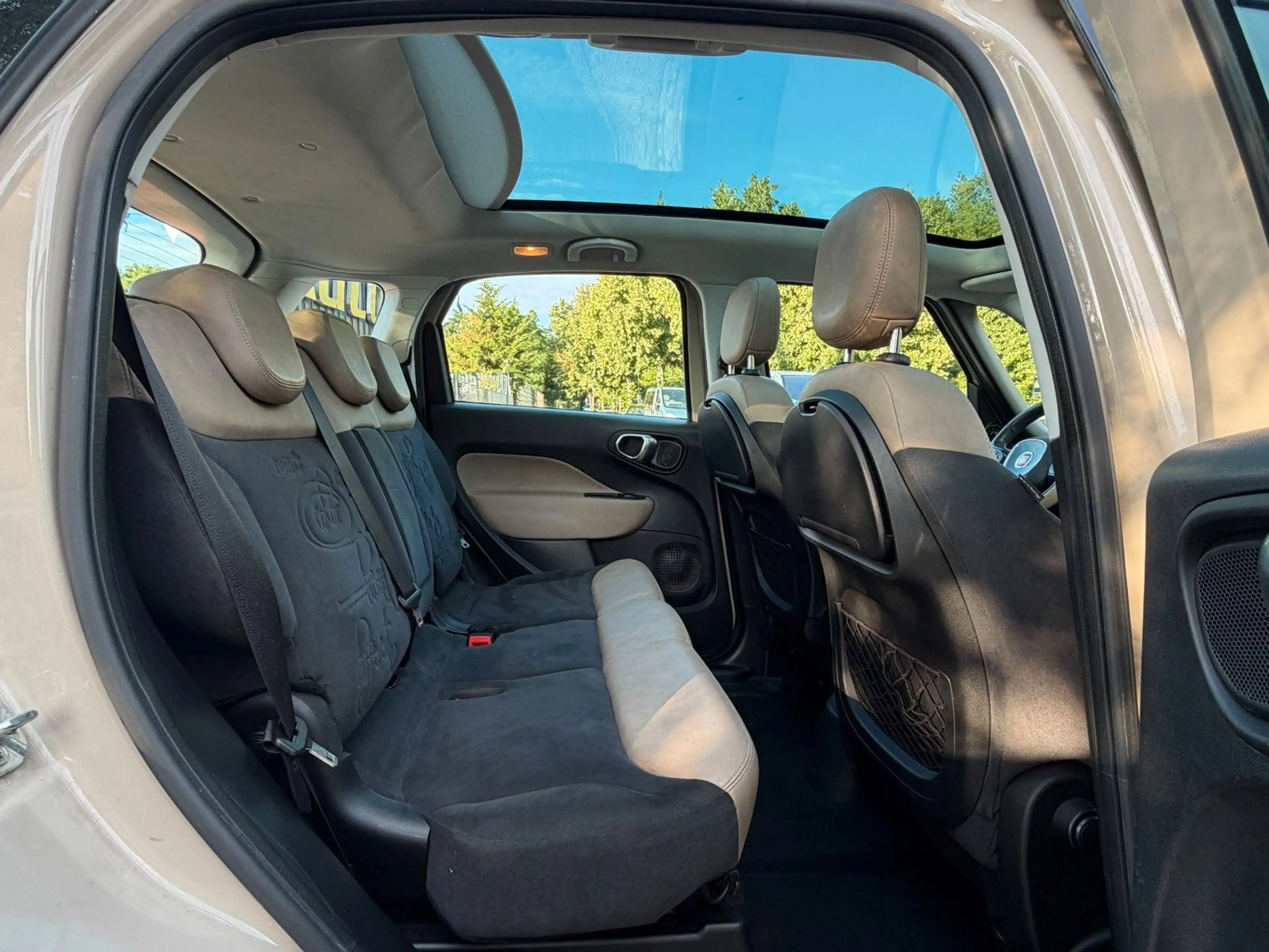 Fiat 500L Lounge 1.3JTD*Panorama*Klimaaut.*Temp*PDC — photo 15