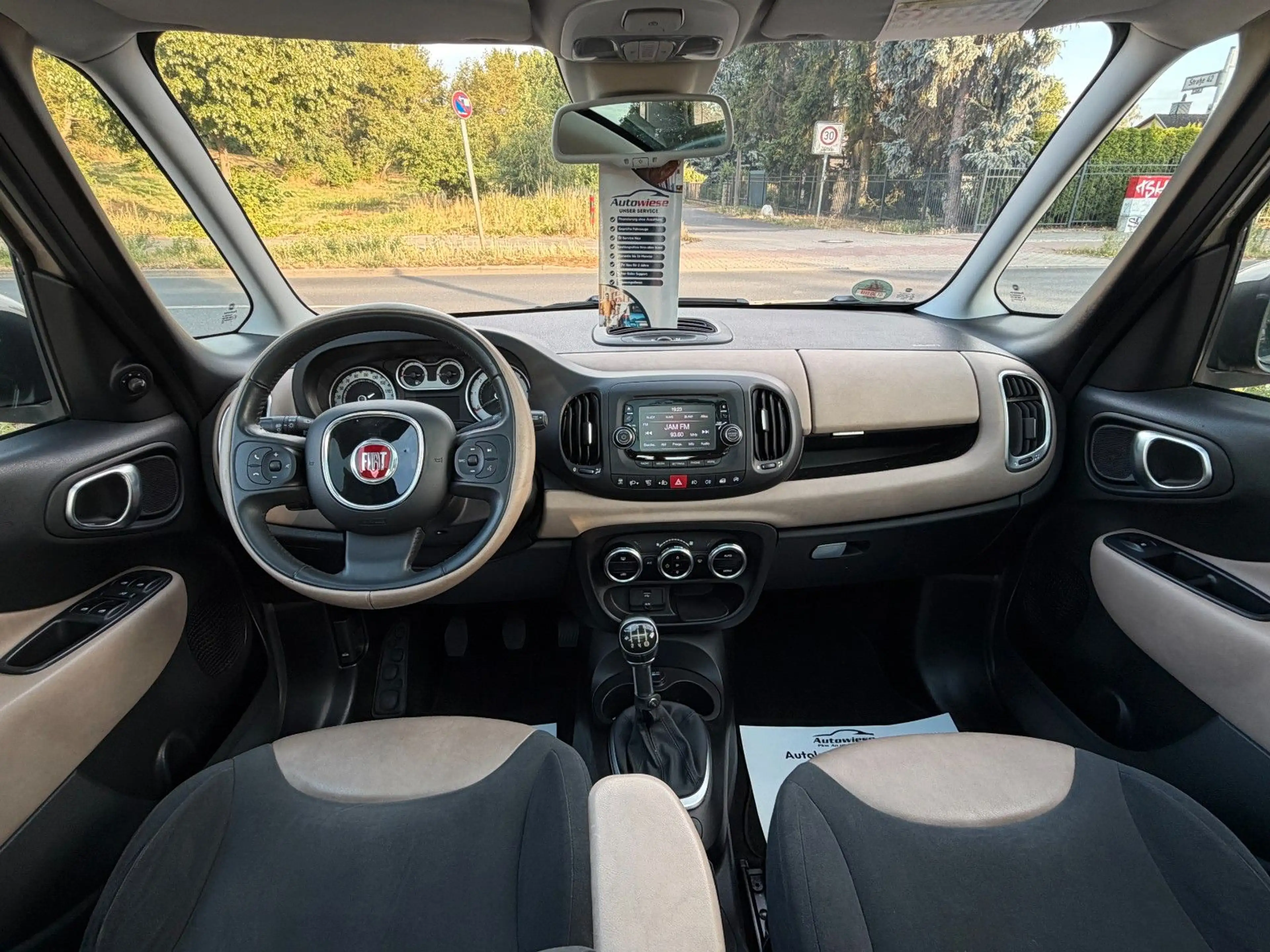 Fiat 500L Lounge 1.3JTD*Panorama*Klimaaut.*Temp*PDC — photo 11