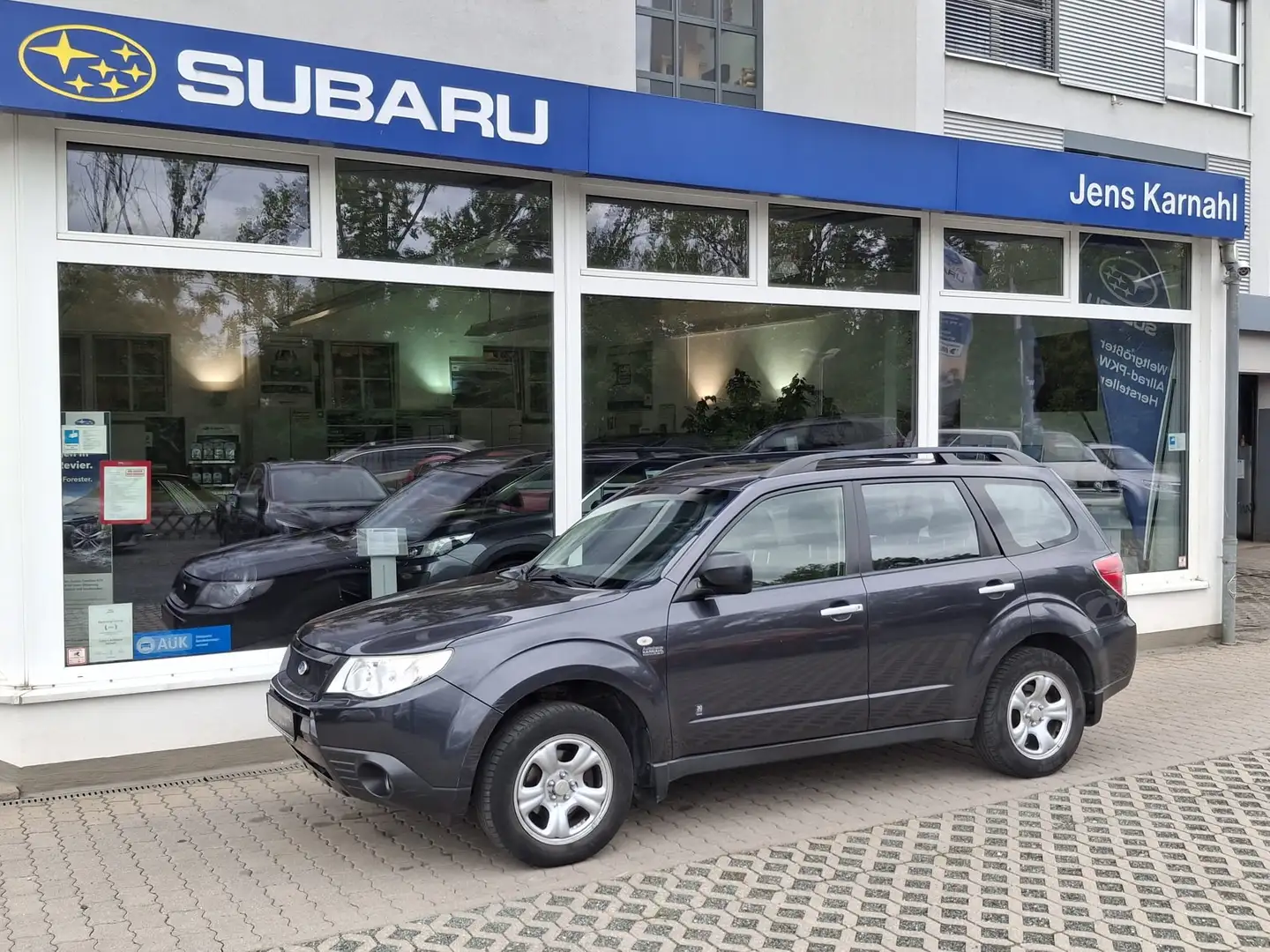 Subaru Forester 2,5 Liter Comfort AT LPG Šedá - 1