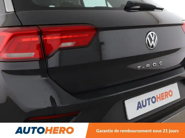 Volkswagen T-Roc view 27