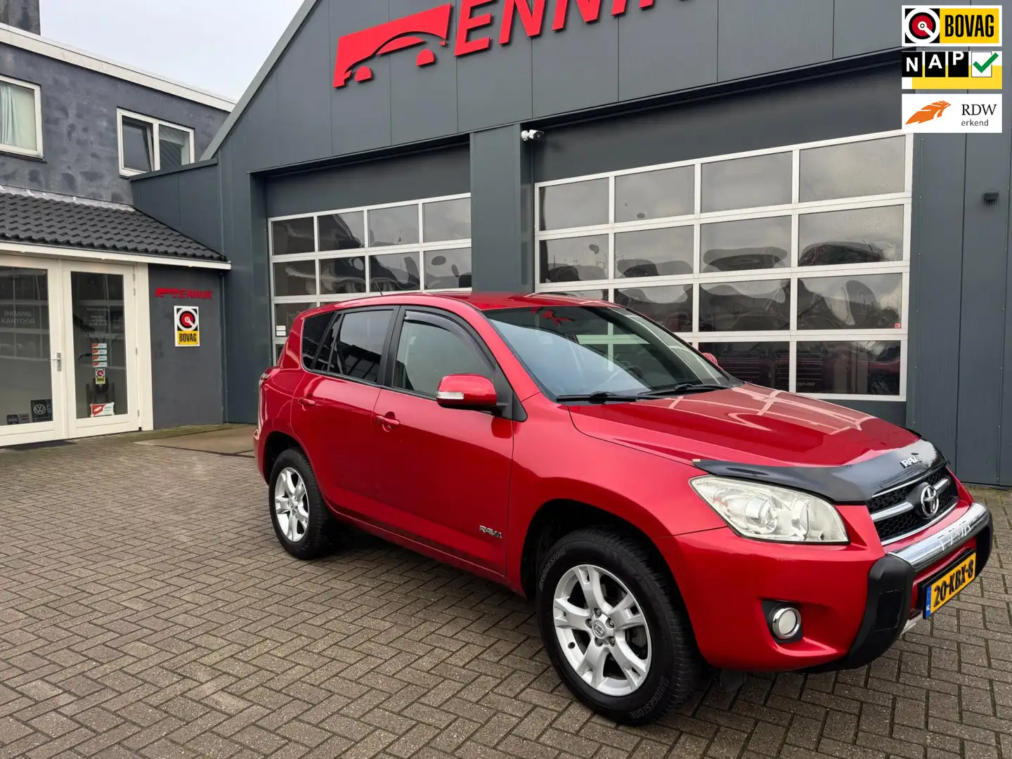 Toyota RAV 4 2.0 VVTi Executive Business / Camera / Navi / DAB Rouge - 1