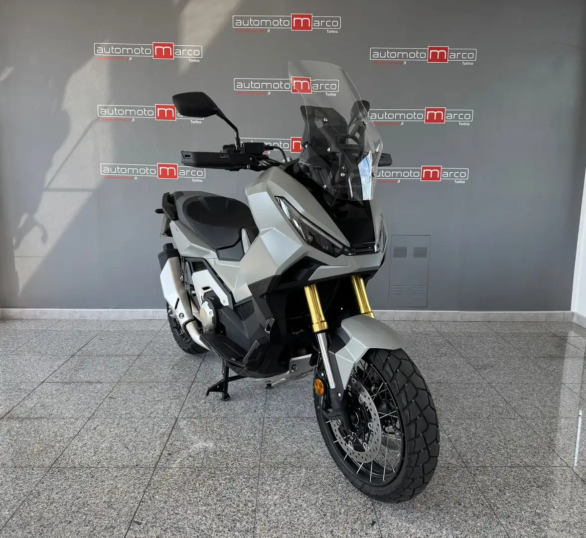 Honda X-ADV 750 Grigio - 1