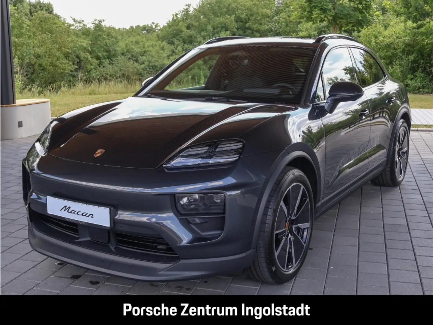 Porsche Macan 4S, Panorama, Hinterachslenkung, HeadUp Display, L Grau - 1
