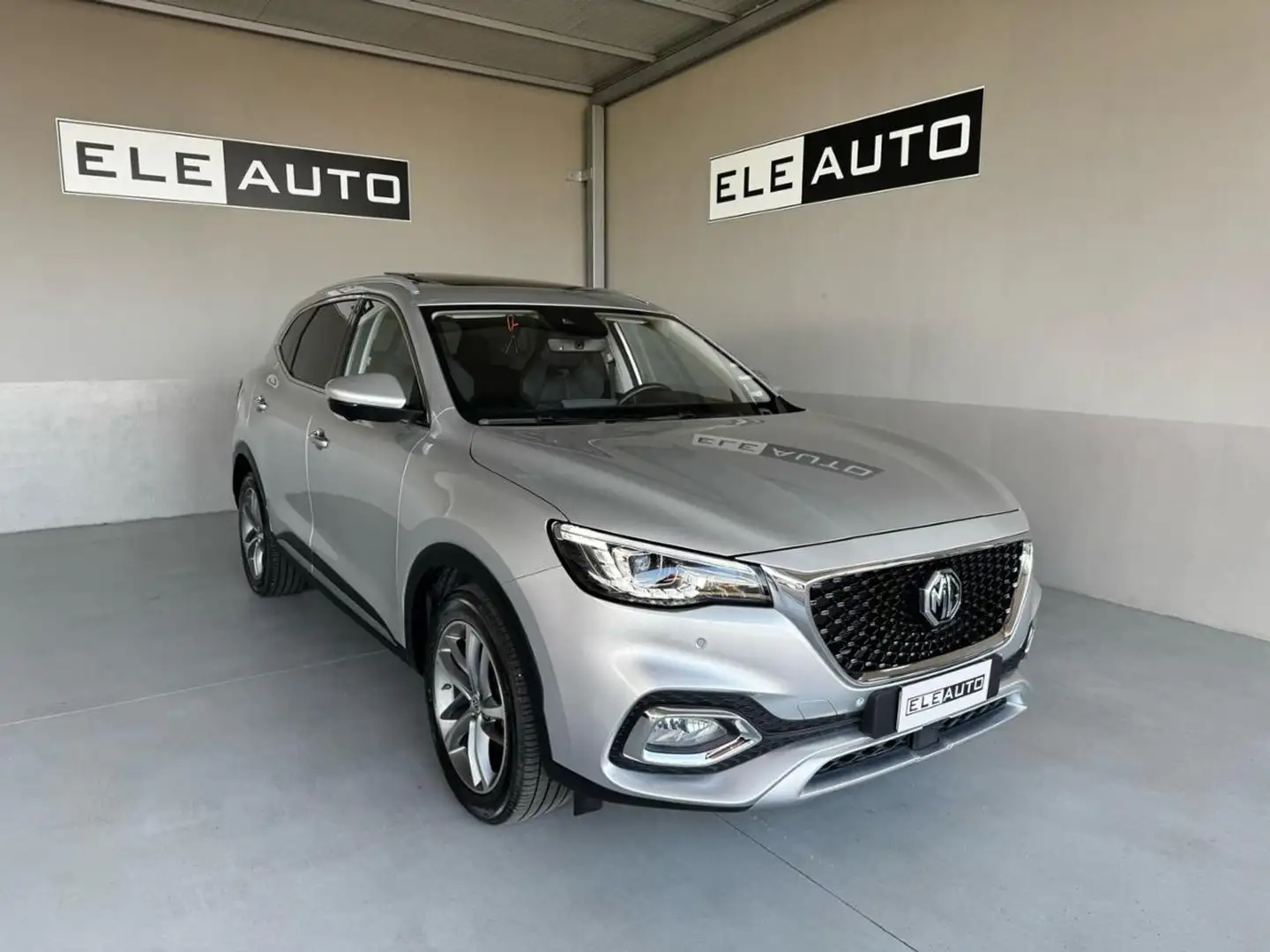 MG EHS PHEV 162cv Hybrid Luxury Tetto Full Opt. Gris - 1
