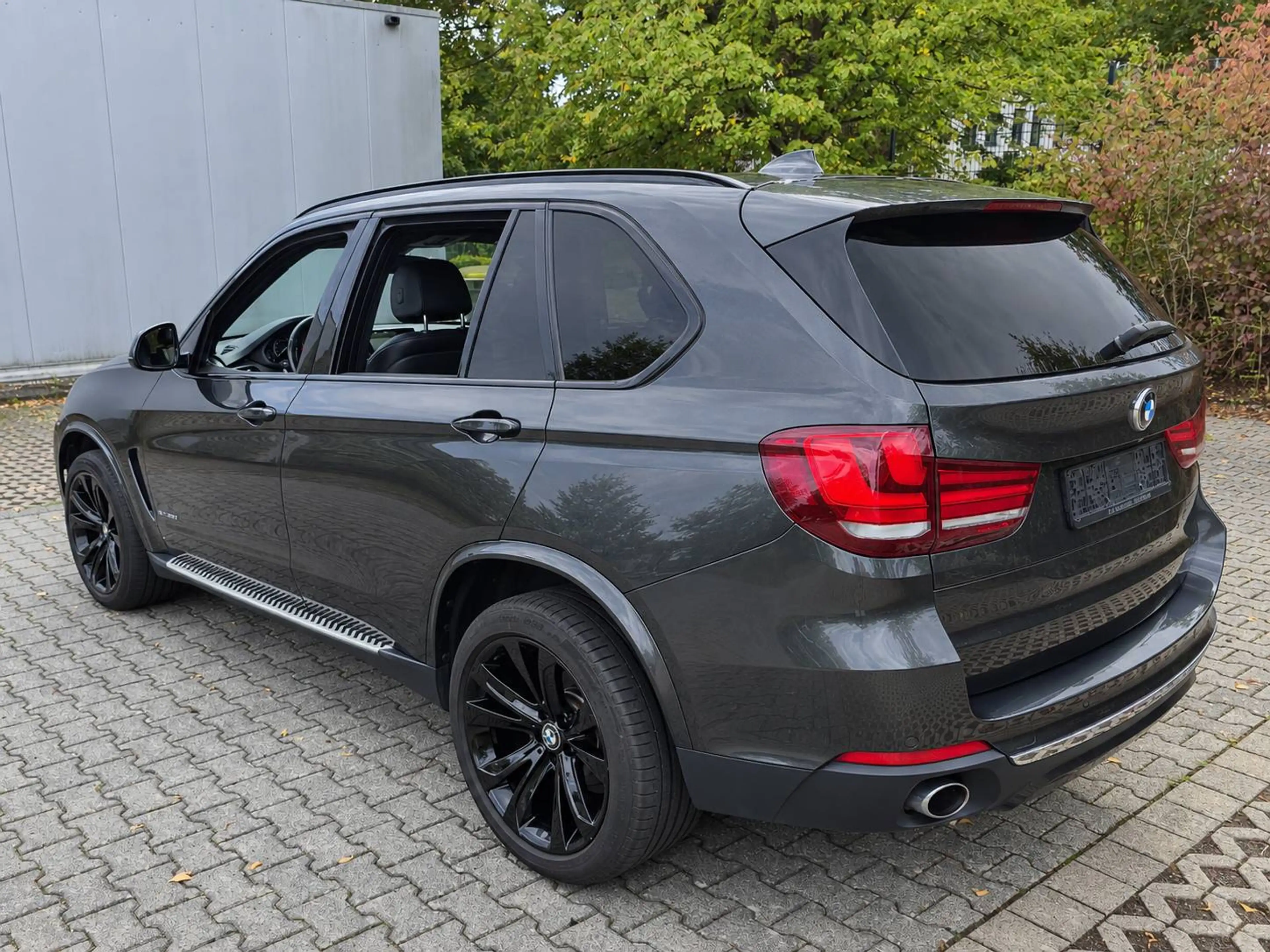 BMW X5 xDrive 30d F15 – Pano / Kamera / Kurvenlicht / Leder Memory / 20 Zoll — photo 10