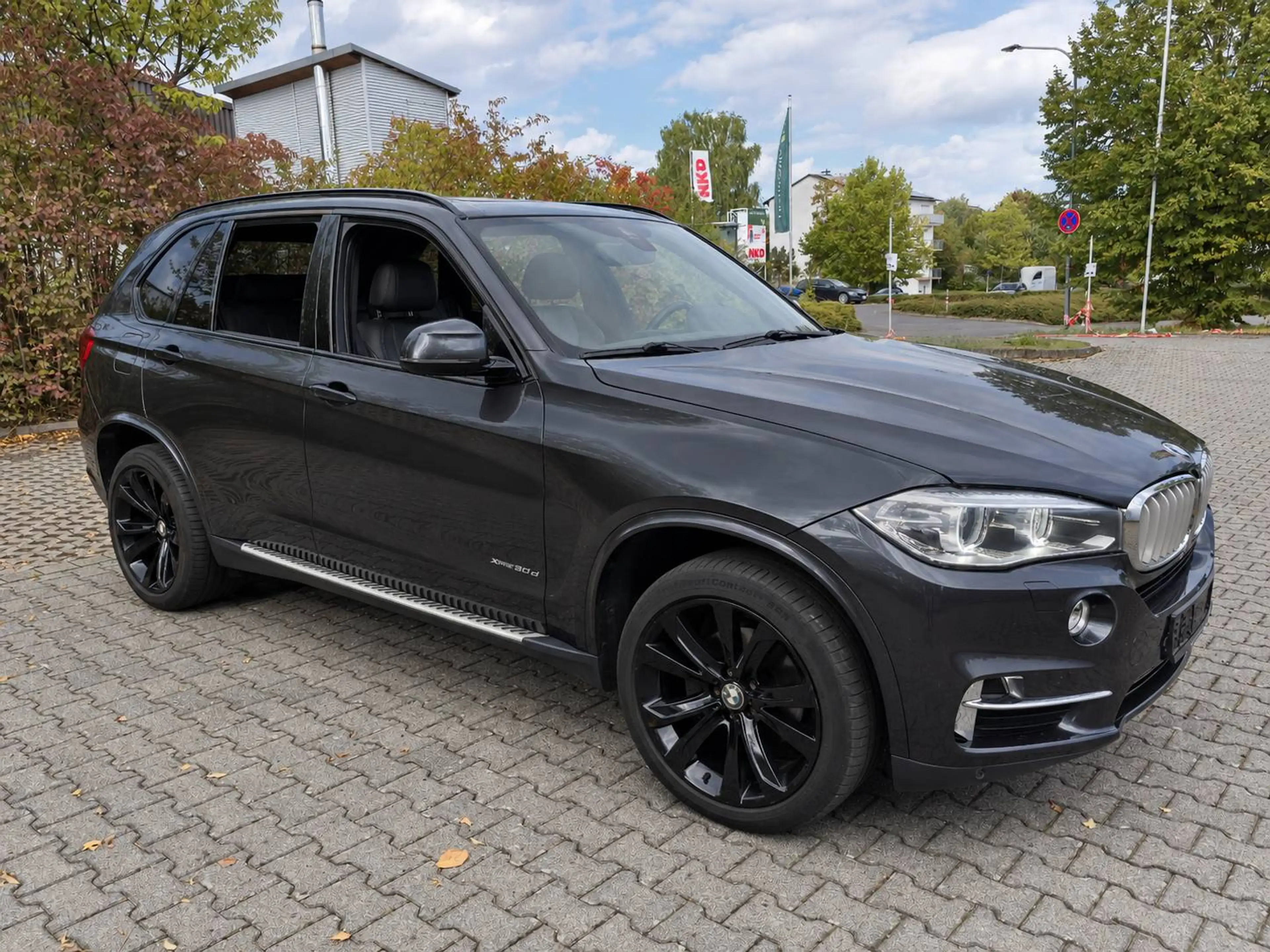 BMW X5 xDrive 30d F15 – Pano / Kamera / Kurvenlicht / Leder Memory / 20 Zoll — photo 14