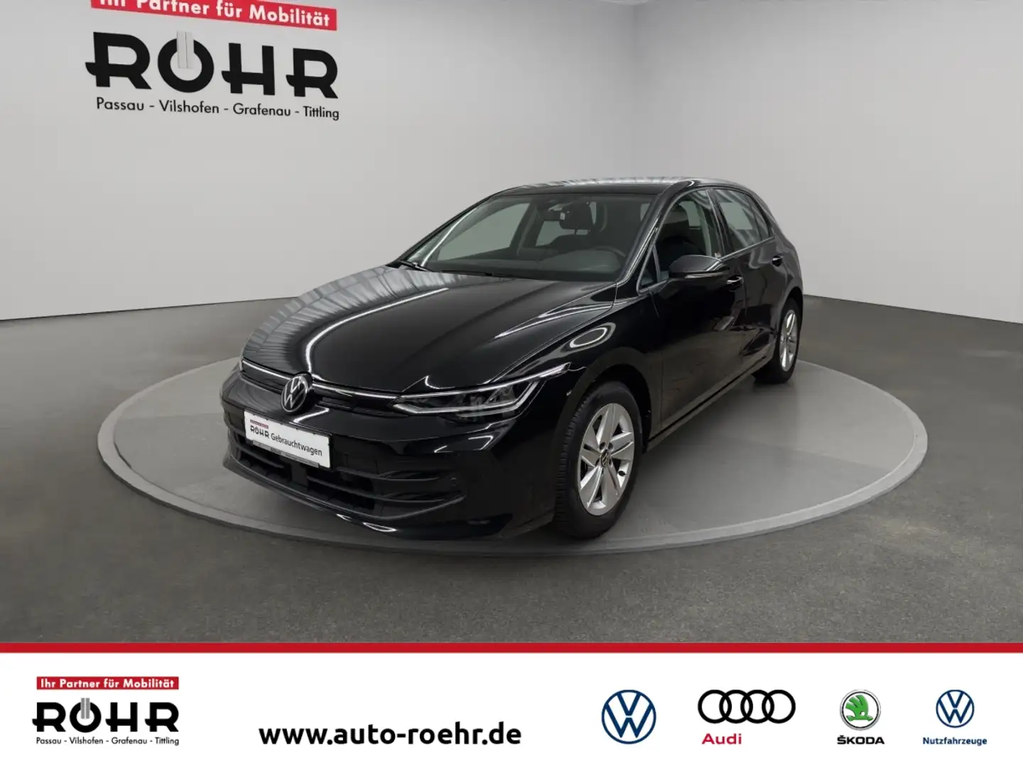 Volkswagen Golf VIII Life (AHK.Navi.Sitzheizung) 1.5 TSI Zwart - 1