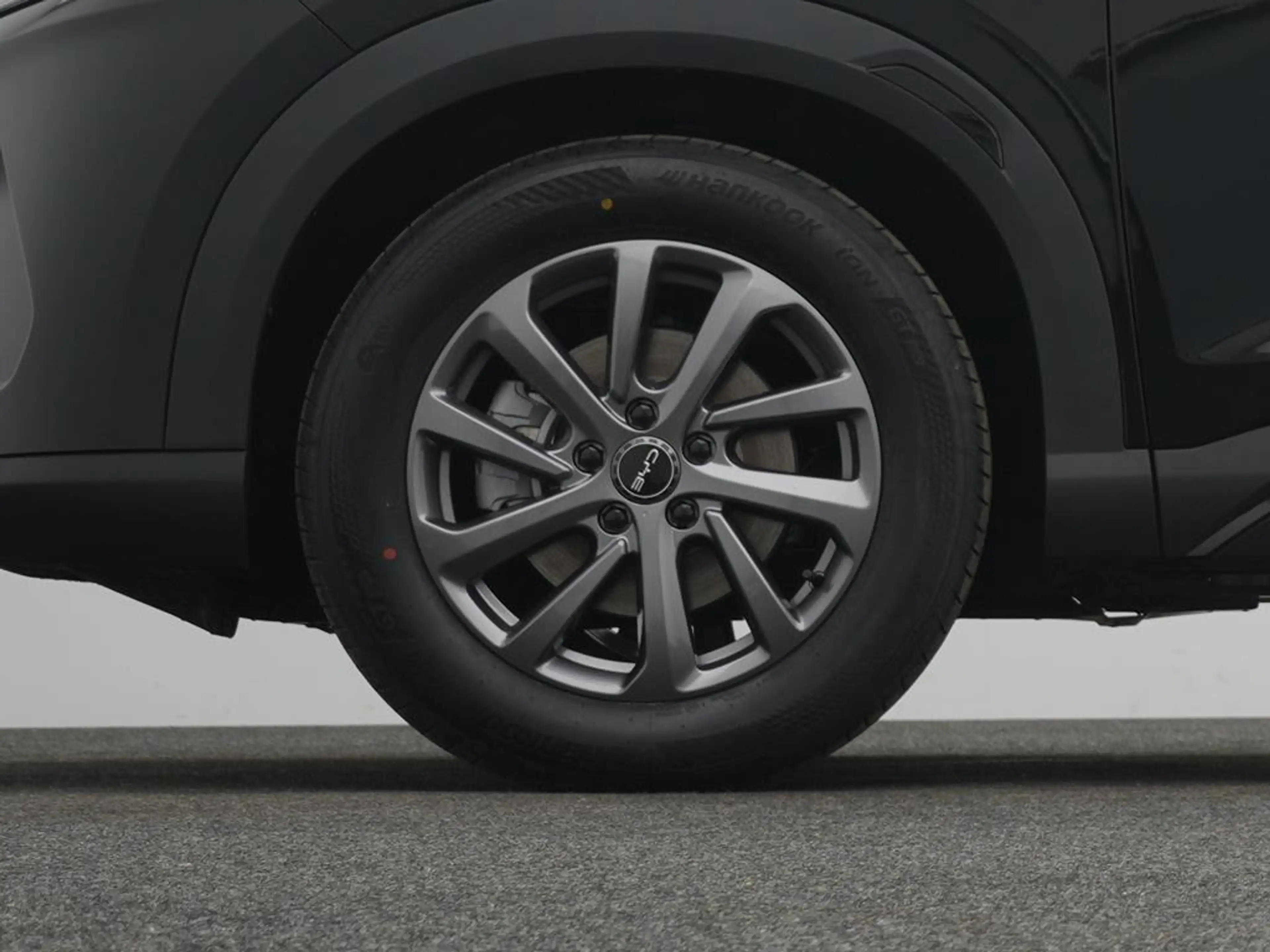 BYD Atto 2 DM-i Boost — photo 10