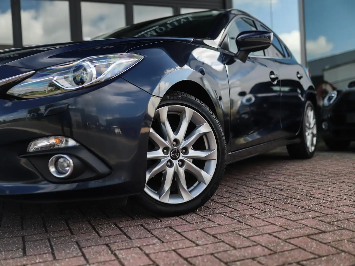 Mazda 3 2.0 TS+ | Bose | Head-Up Display | PDC | Stoelverw Bleu - 2