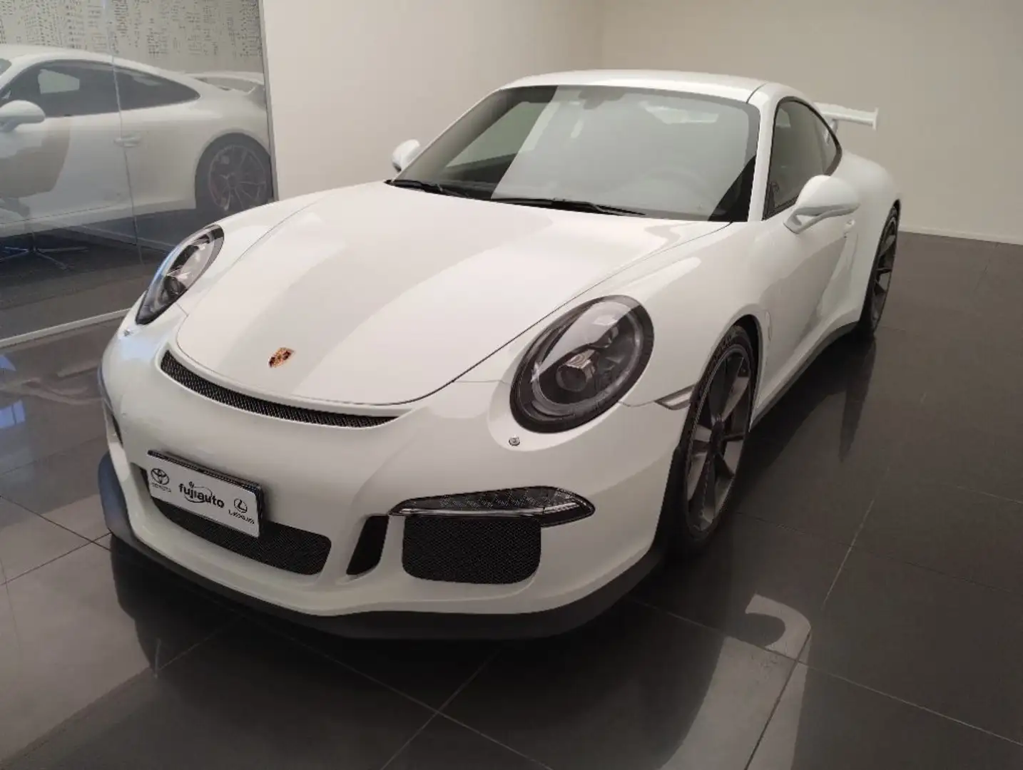 Porsche 911 3.8 GT3 White - 1
