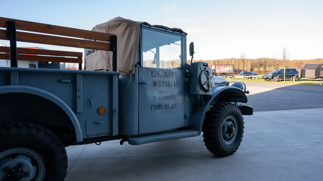 Dodge M37 - Military Jeep, foto 3