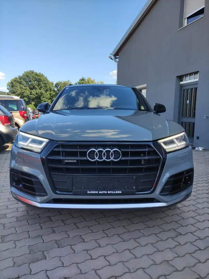 Audi Q5 Q5 2,0 TDI quattro sport S-tronic sport Grau - 1