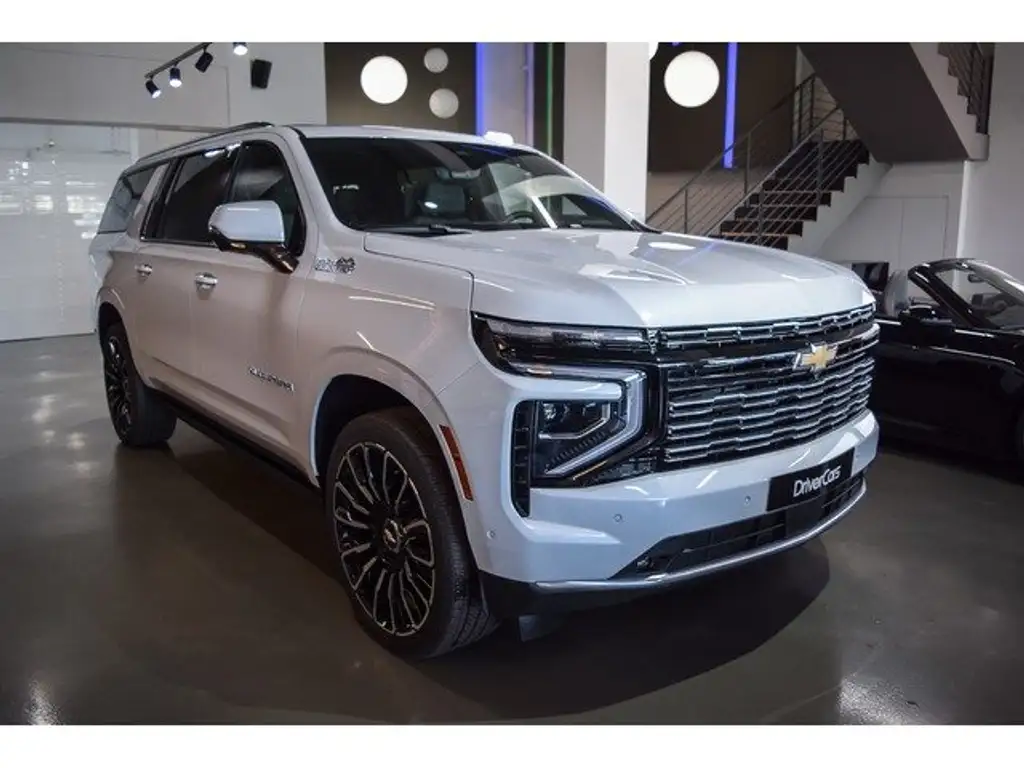 Chevrolet Suburban 2026 из Европы — купить под ключ
