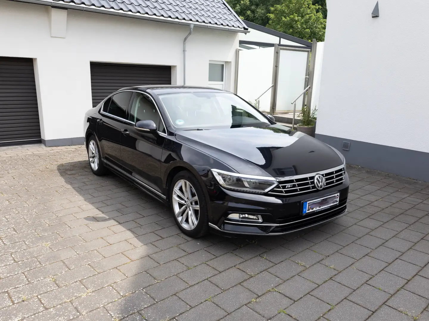 Volkswagen Passat Passat 1.4 TSI Comfortline (R-Line) Schwarz - 1