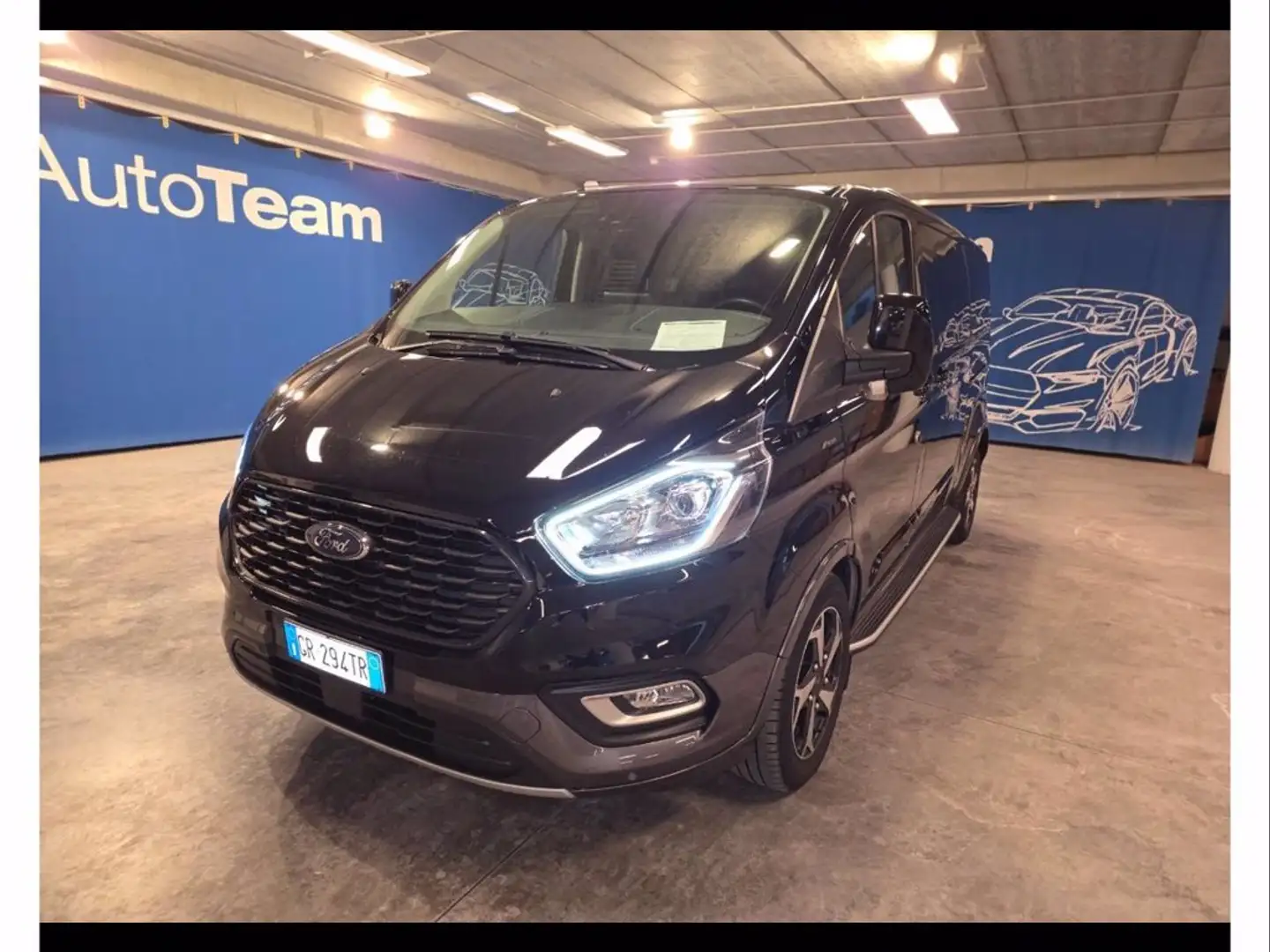 Ford Tourneo Custom 320 2.0 tdci 170cv active l1h1 auto e6.2 Noir - 1