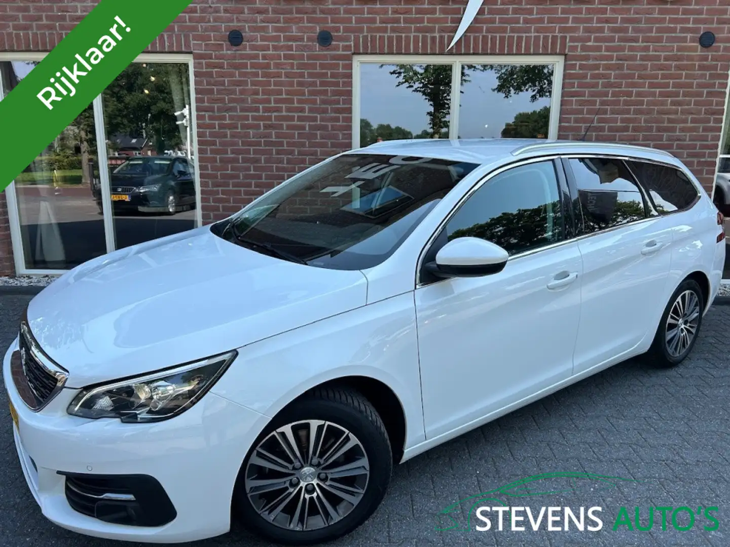 Peugeot 308 SW 1.2 PureT.Blue Lease Allure STOELVERW. / DIGI C Wit - 1