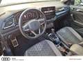 Volkswagen T-Roc R-Line 1.5 l TSI DSG ACC KAMERA CARPLAY Schwarz - thumbnail 16