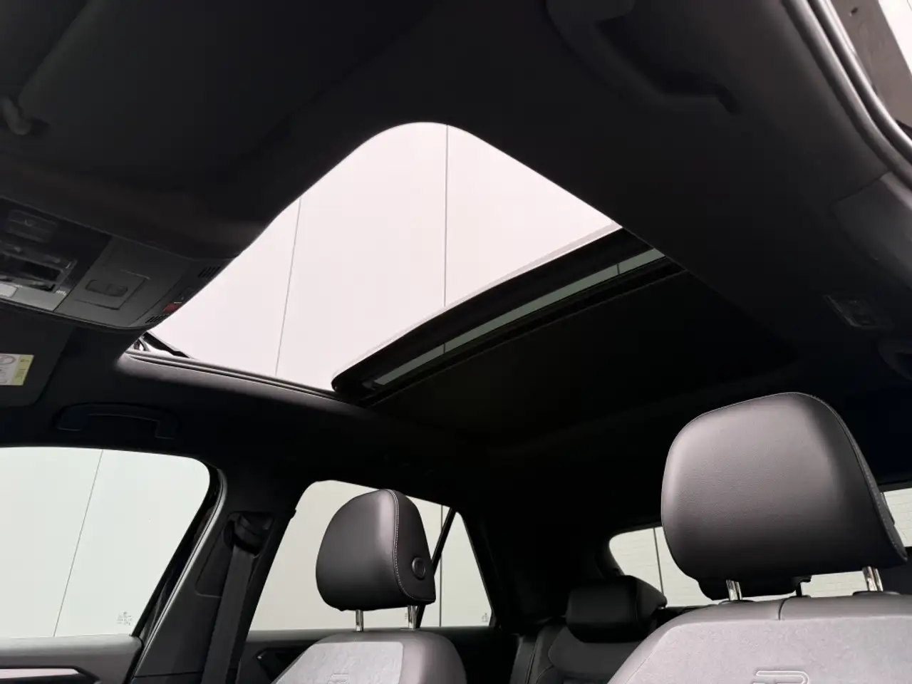 Volkswagen T-Roc 1.5 TSI R-Line black style DSG Panoramadak Carplay, миниатюра 20