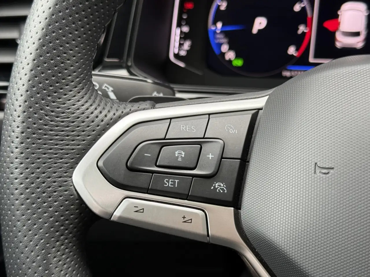 Volkswagen T-Roc 1.5 TSI R-Line black style DSG Panoramadak Carplay, миниатюра 15
