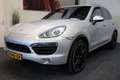 Porsche Cayenne 3.0 V6 HYBRID 333 PK LUCHTVERING LEDER NAVIGATIE C siva - thumbnail 3