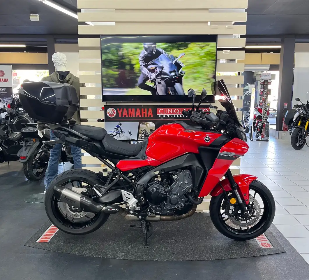 Yamaha Tracer 9