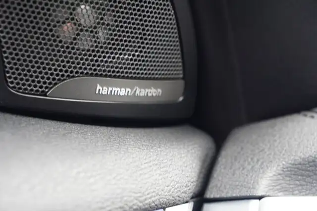 BMW X2 view 11