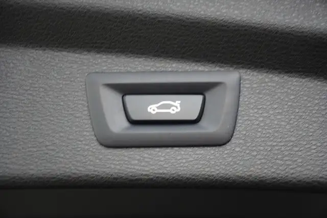 BMW X2 view 28