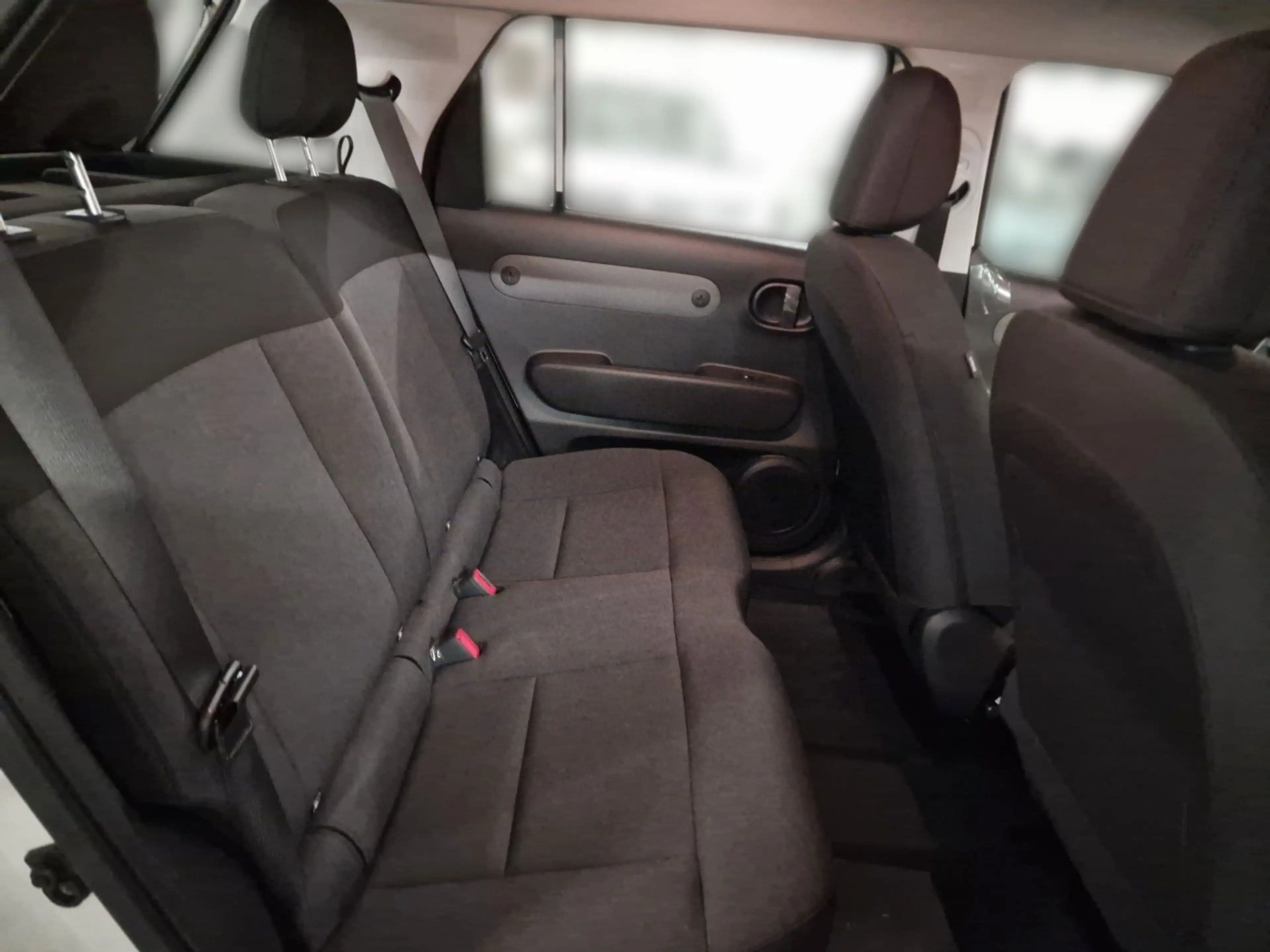 Hyundai Inster 42 kWh Select *Navi*Bluelink* — photo 13
