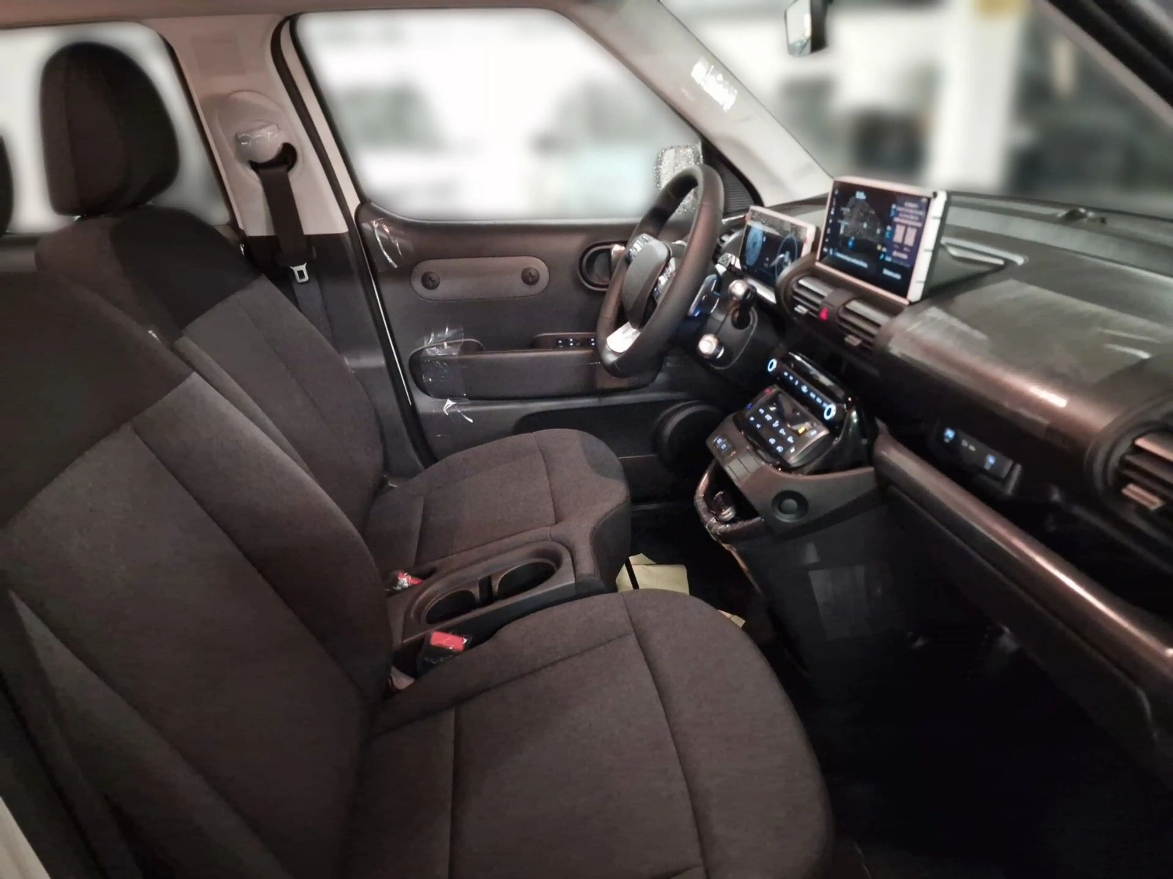 Hyundai Inster 42 kWh Select *Navi*Bluelink* — photo 14