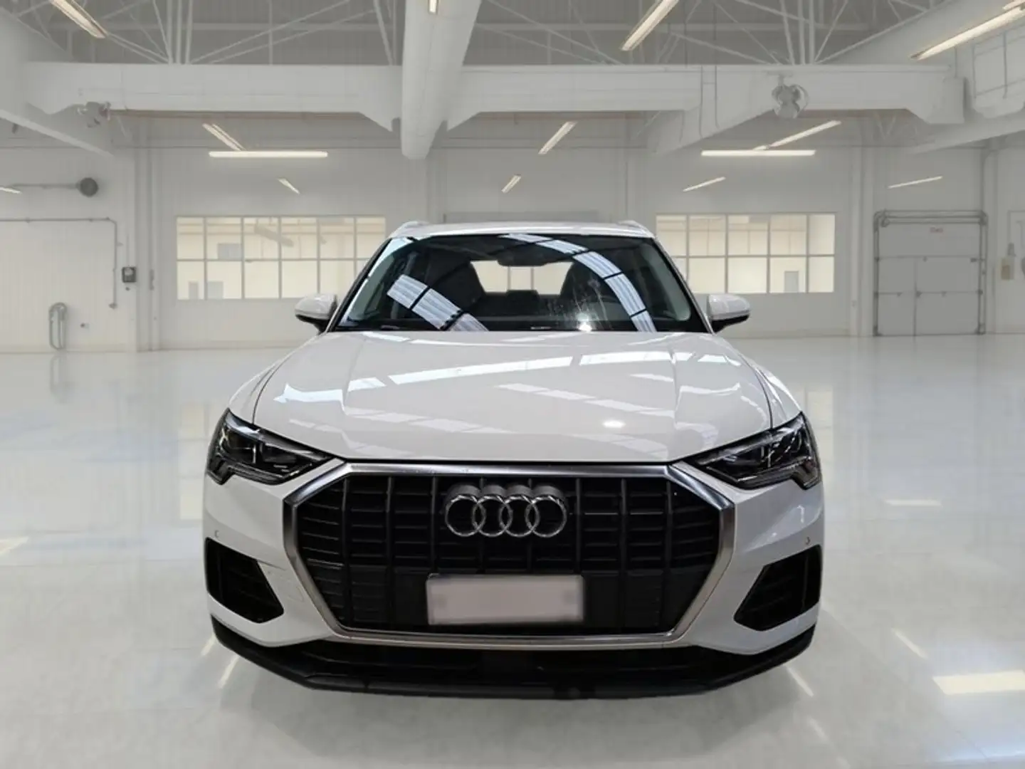 Audi Q3 45 TFSI e S tronic Business - 2