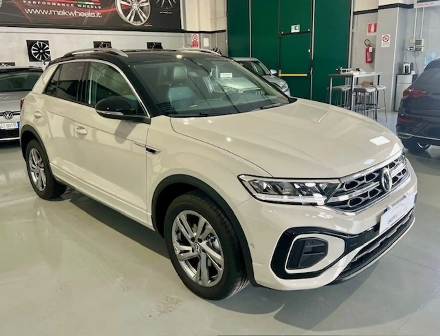 Volkswagen T-Roc T-Roc 1.0 tsi R-Line 110cv Gris - 2