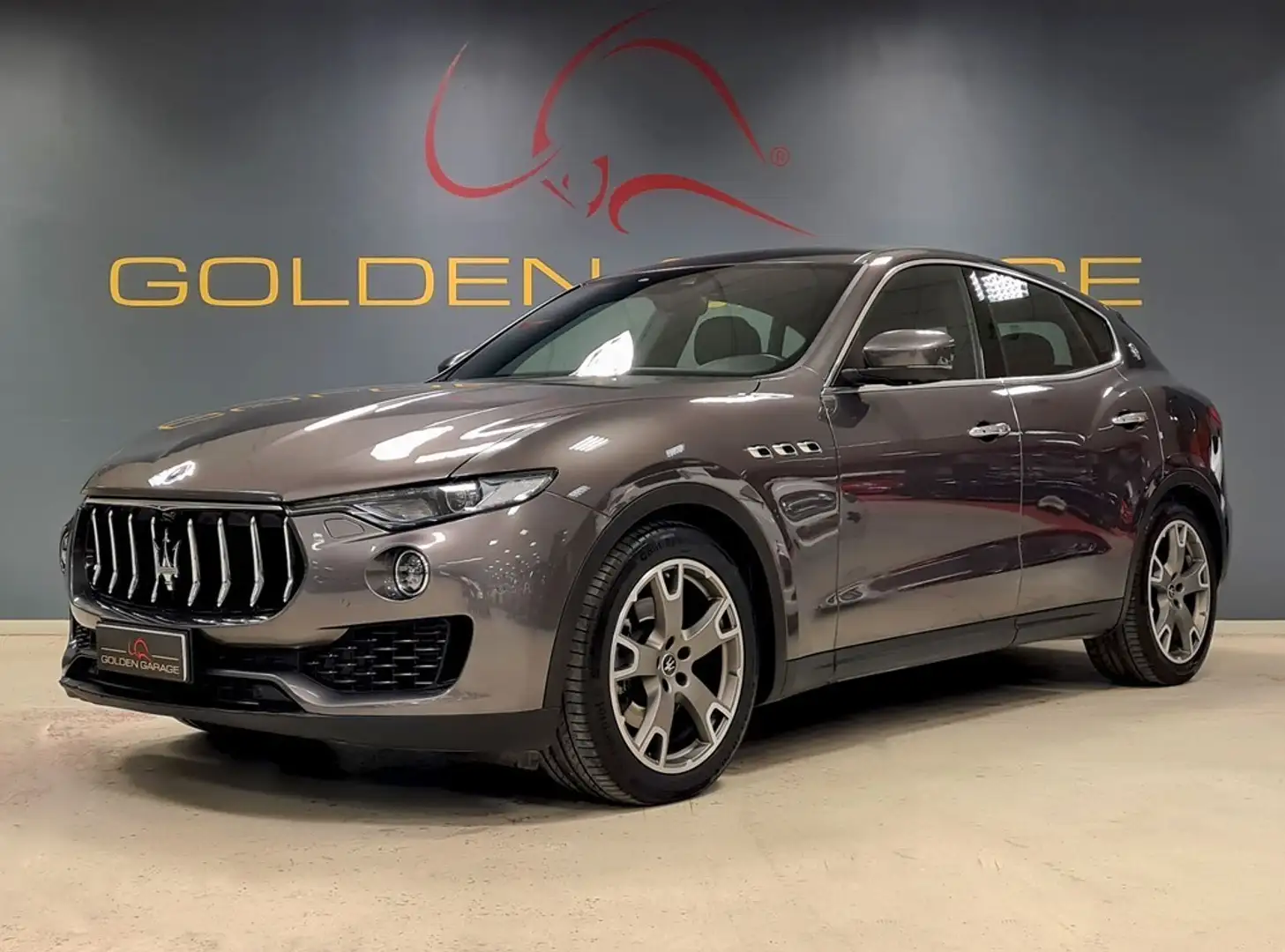 Maserati Levante V6 Diesel AWD Gris - 1