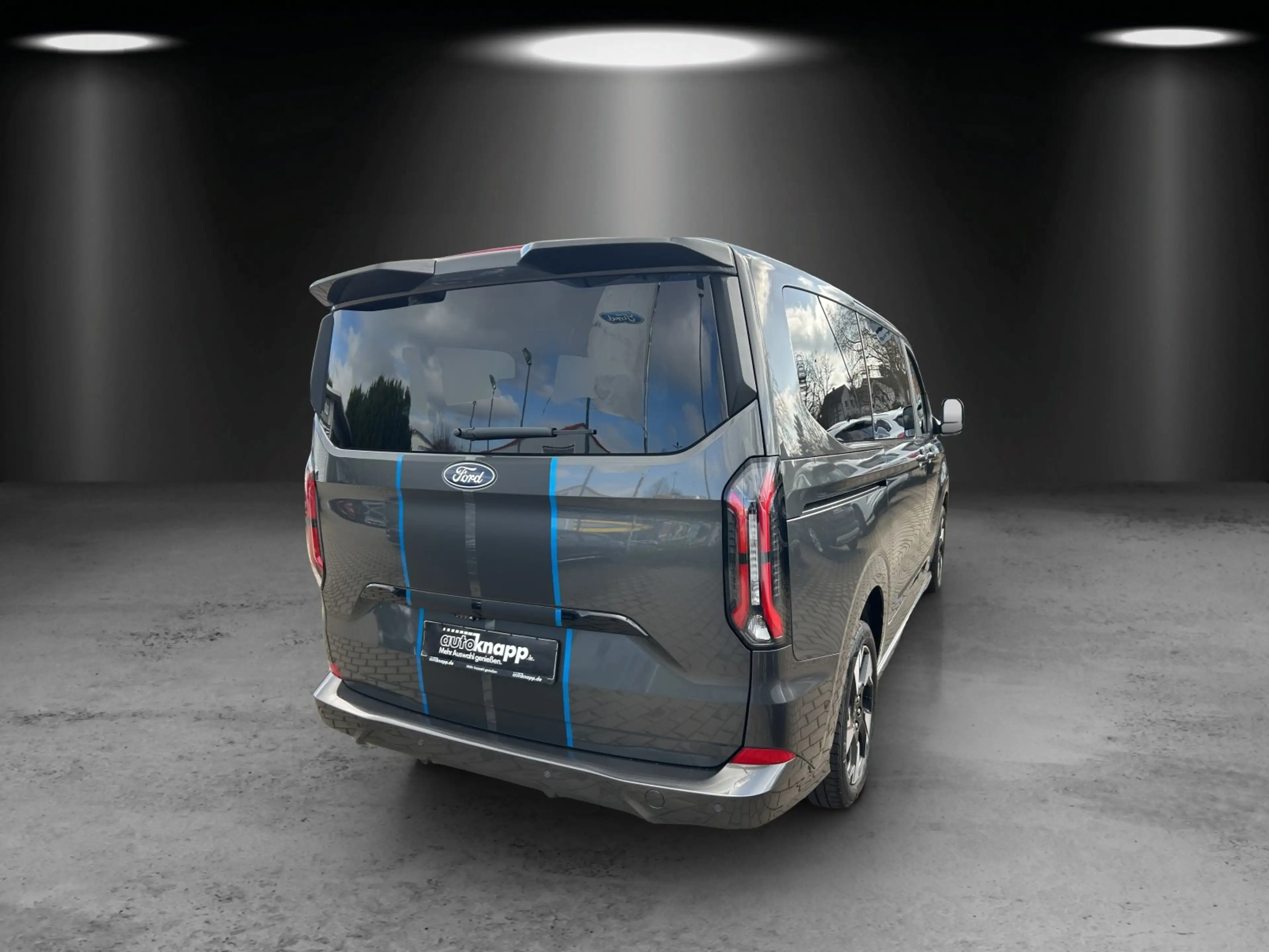 Ford Tourneo Custom Sport L1  FGS 3.-5 Jahr — photo 5