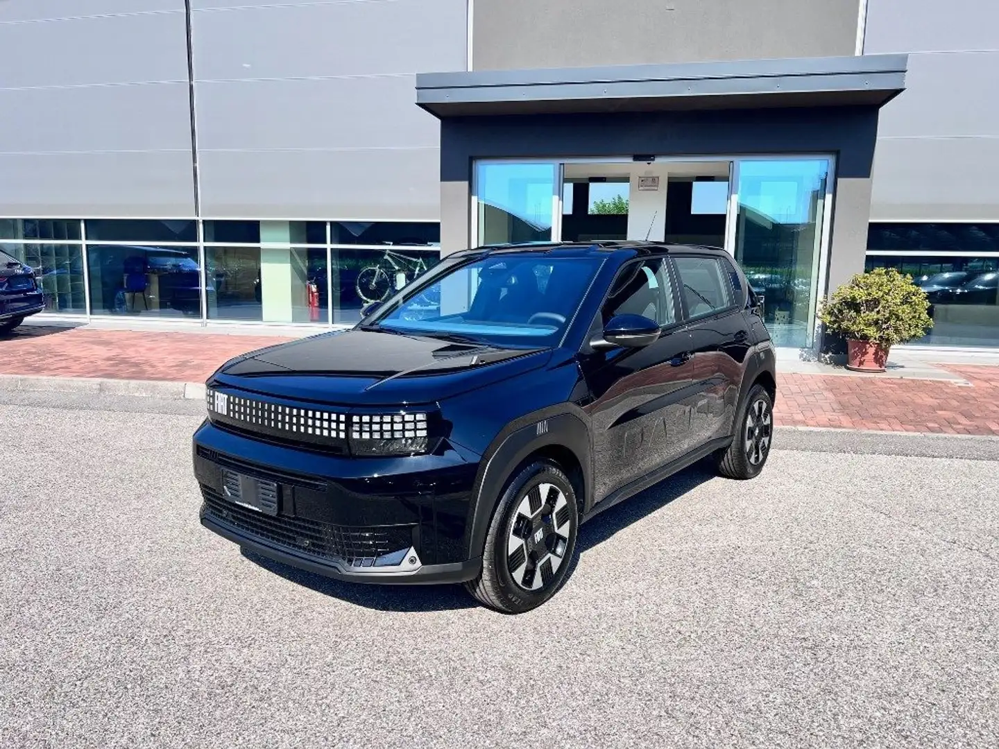 Fiat Grande Panda 1.2 Hybrid 110 CV S&S Icon / Pack Tech Nero - 1