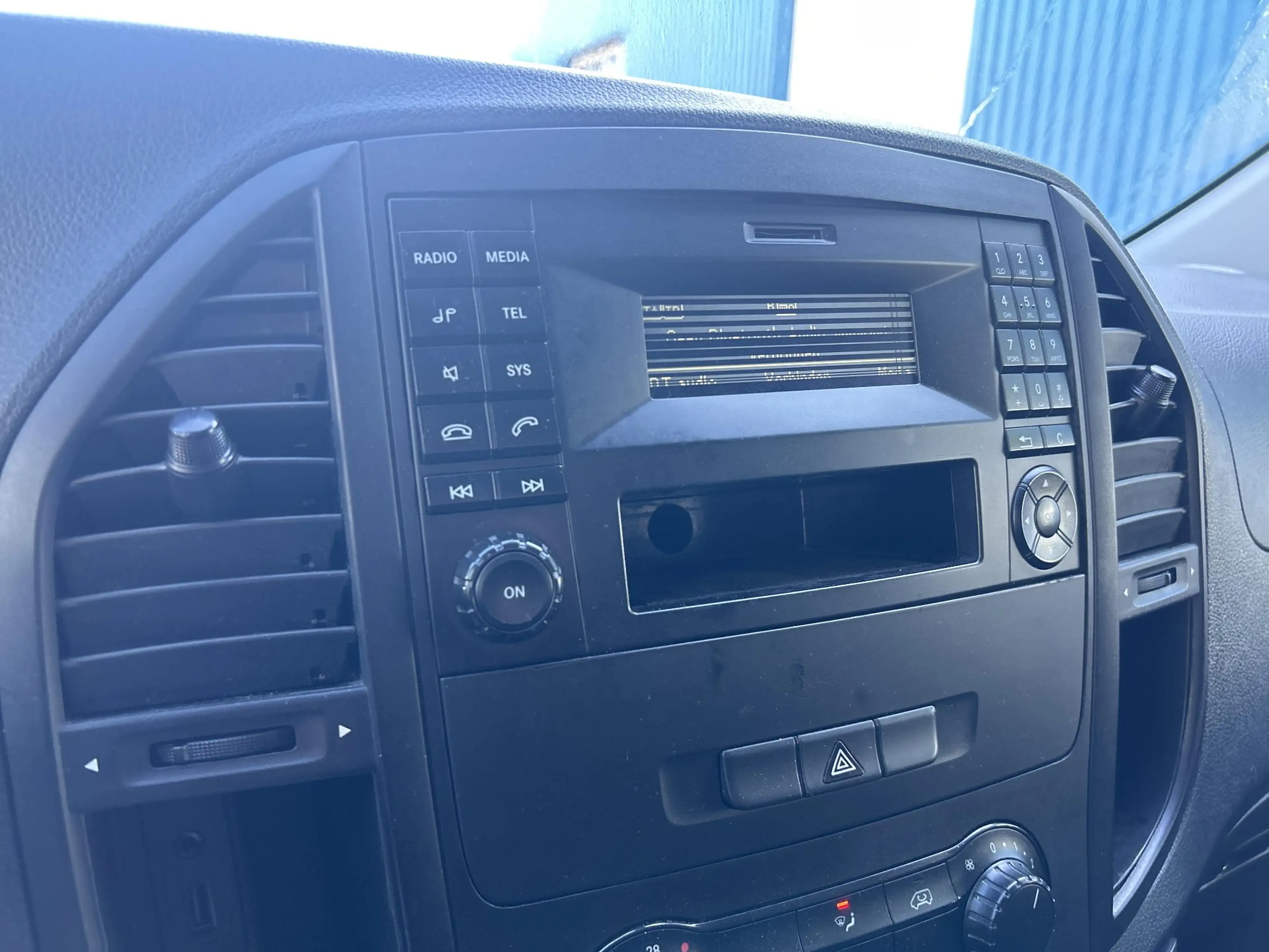Mercedes-Benz Vito Tourer 109 BlueTEC Base Extra Lang | € 9.950,- NET — photo 10
