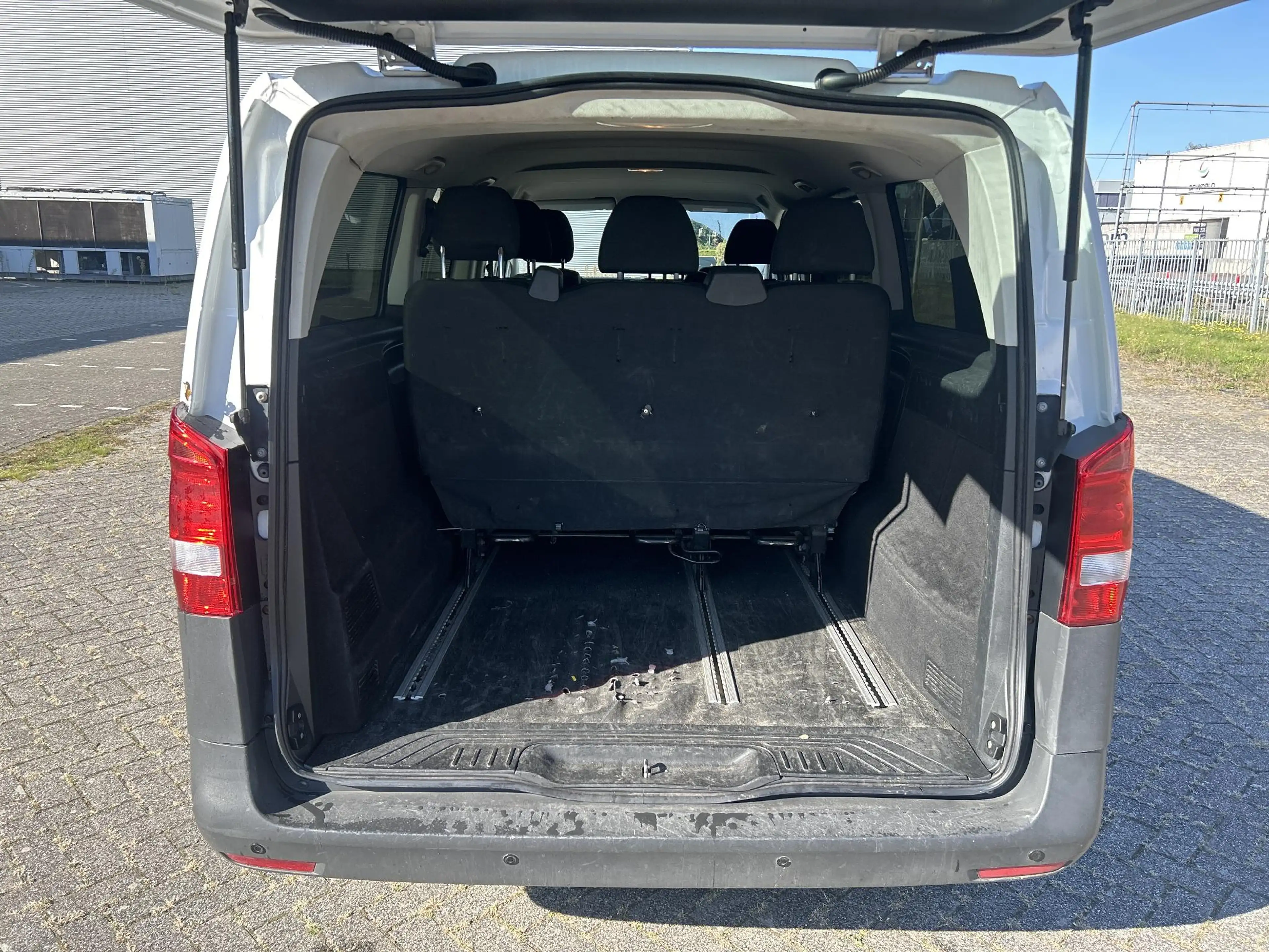 Mercedes-Benz Vito Tourer 109 BlueTEC Base Extra Lang | € 9.950,- NET — photo 14