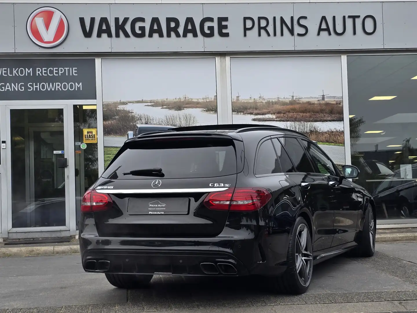 Mercedes-Benz C 63 AMG S Premium Plus Pack |PANO|BURMESTER|SP. UITLAAT|ME Zwart - 2