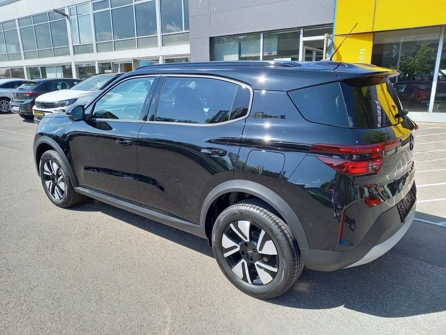 Opel Frontera 1.2T eDCT6 GS Tech-Paket Negro - 2